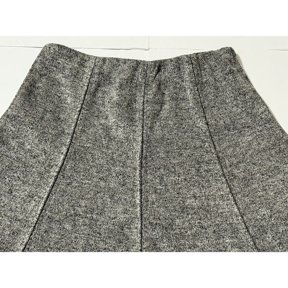 Loft A-Line Flared Fleece Skirt, Size M - Picture 3 of 5